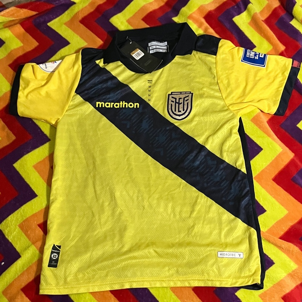Ecuador 🇪🇨 National Team 2024 Copa America Home Marathon Jersey NWT WITH PATCHES